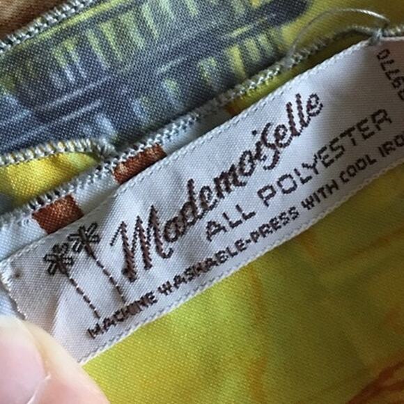 Vintage Mademoiselle brand chic yellow and gray abstract motif scarf - Picture 7 of 8